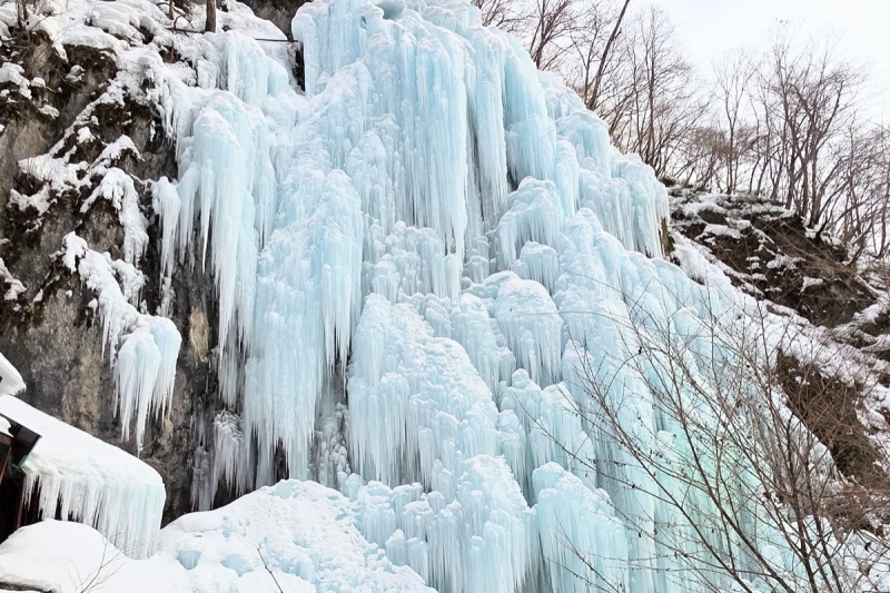 飛騨大鍾乳洞「氷の渓谷」